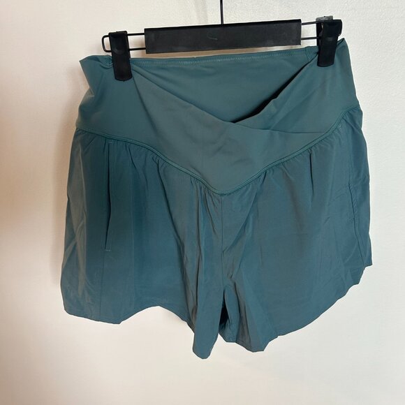 HALARA Crossover Yoga Shorts - Picture 5 of 6